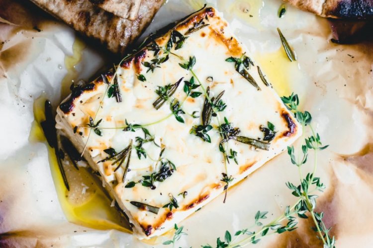 Συναγερμός στον ΕΦΕΤ!! Έρευνα από καταγγελία για εξαγωγές νοθευμένης Φέτας!!