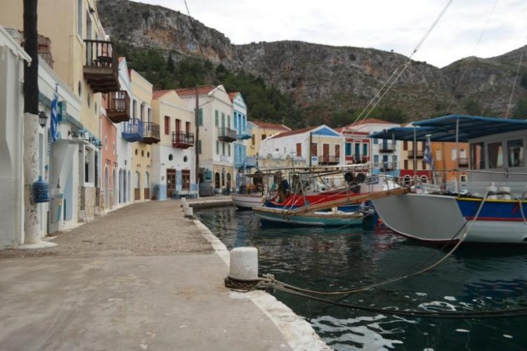 Operation freedom - Daily Mail: «Τα 60 covid-free νησιά δεν ήταν ποτέ πιο δελεαστικά»