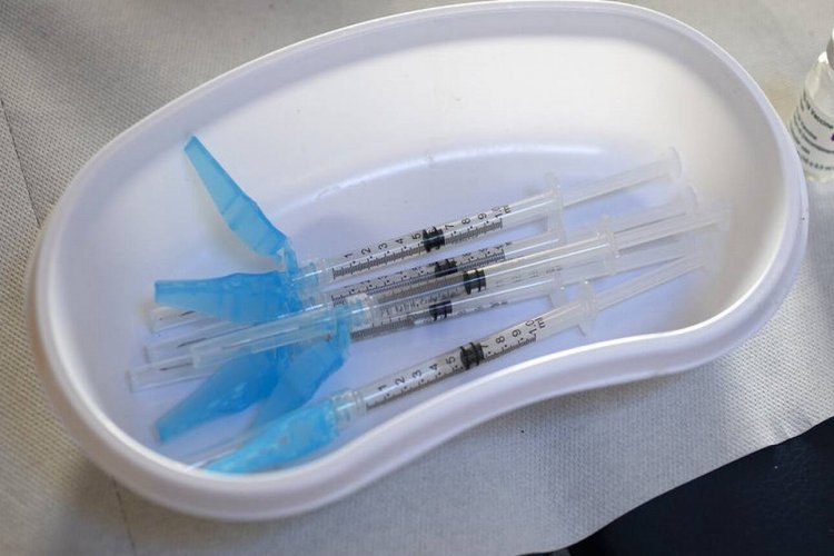 Covid-19 Vaccination: Έως και 3 ώρες δικαιολογημένη απουσία από την εργασία όσων έχουν κλεισμένο ραντεβού για εμβολιασμό [Έγγραφο]