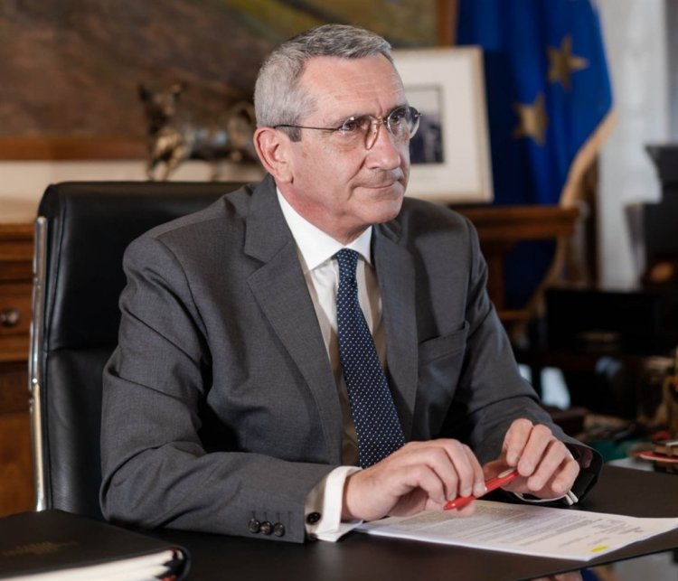 Aegean Islands: Δημοπρατείται από την Περιφέρεια η τριετής συντήρηση του επαρχιακού οδικού δικτύου σε Σέριφο, Σίφνο, Μήλο και Κίμωλο με προϋπολογισμό 3,5 εκατ. ευρώ