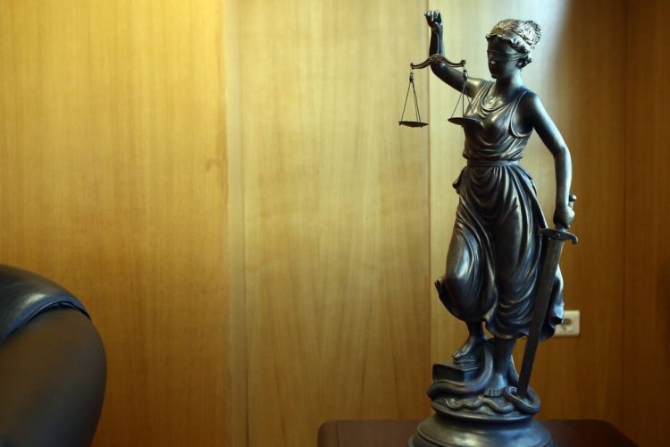 Τα κακουργήματα Υπουργών, Βουλευτών, Αιρετών ΟΤΑ, θα υπάγονται στις αρμοδιότητες των Εισαγγελέων Οικονομικού Εγκλήματος!! Τι αλλάζει Τροπολογία του Υπουργείου Δικαιοσύνης