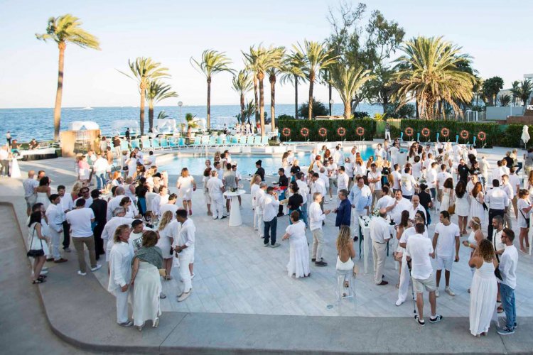 Reopening Rules: Βγαίνουν από το... mute τα bar, ξεκινά άμεσα η μουσική!! Αλλαγές και στην απαγόρευση κυκλοφορίας!!