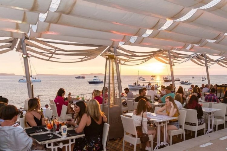 Restaurants during Covid: Μουσική στην Εστίαση!! Σπάει η σιωπή σε ένδειξη διαμαρτυρίας, τα μαγαζιά ανοίγουν τα ηχεία!!