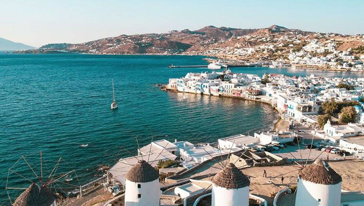 CNN: Mykonos says it's ready to party like before Covid - Η Μύκονος ετοιμάζεται να παρτάρει όπως πριν τον κορωνοϊό
