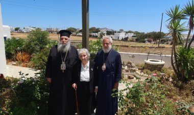 His Eminence Dorotheos B’: Οι Μυκόνιοι τίμησαν τα ονοματήρια του συμπατριώτη τους κ. Δωρόθεου Β’ [Εικόνες+Videos]