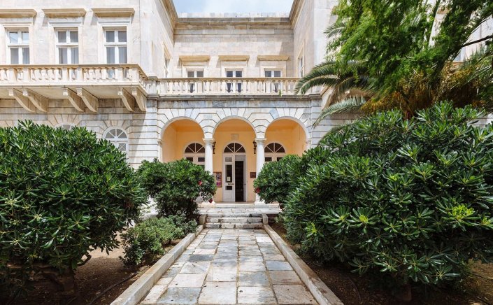 Municipality of Syros: Νέο ωράριο λειτουργίας της Δημοτικής Βιβλιοθήκης Σύρου- Ερμούπολης