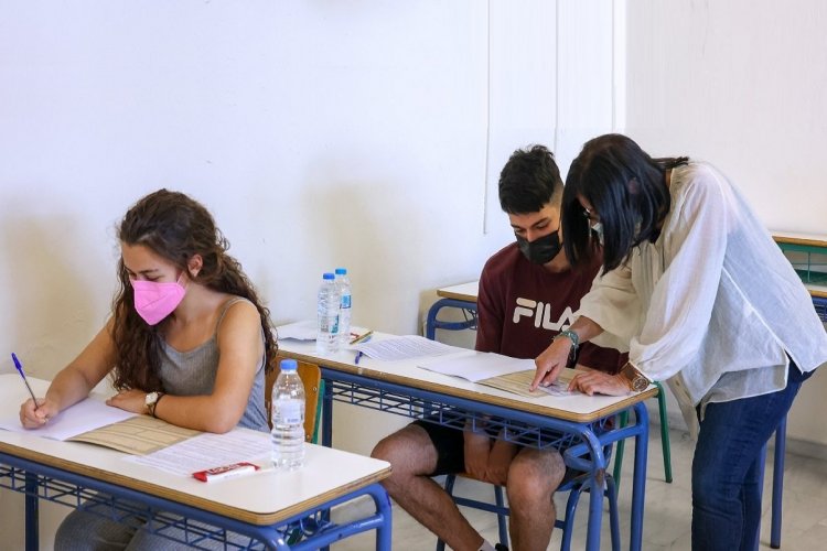 Panhellenic Exams 2021: Θέματα & Απαντήσεις στα Μαθηματικά [Άλγεβρα] των ΕΠΑΛ