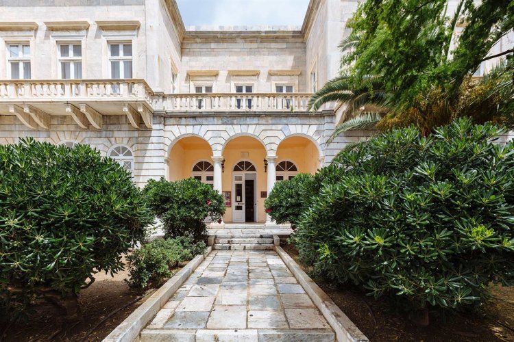 Municipality of Syros: Νέο ωράριο λειτουργίας της Δημοτικής Βιβλιοθήκης Σύρου- Ερμούπολης