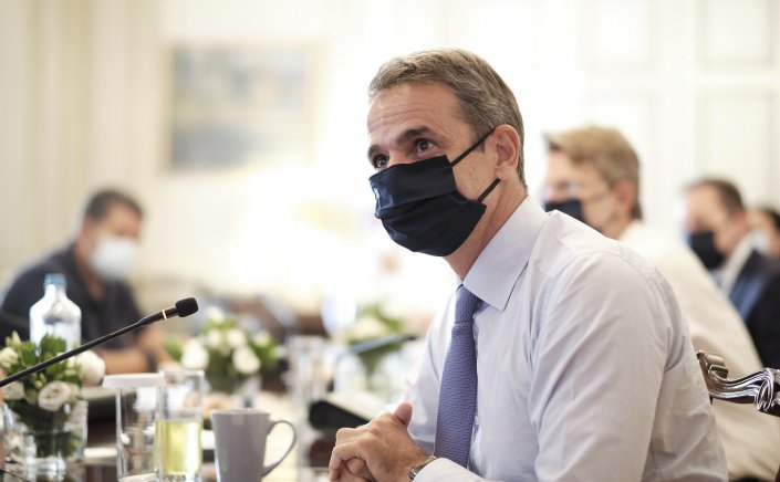 PM Mitsotakis: Μήνυμα Μητσοτάκη για εστίες διασποράς στη διασκέδαση – Νέο σχέδιο με ελέγχους και κυρώσεις