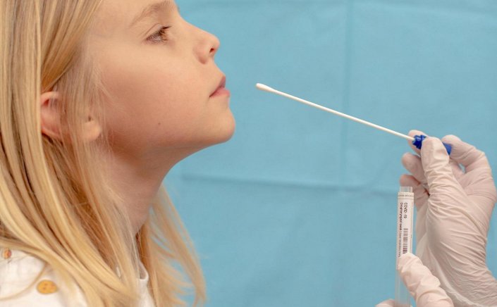 Self-testing:  Το ΣτΕ έκρινε ότι δεν παραβιάζει τα προσωπικά δεδομένα υγείας η ηλεκτρονική καταγραφή του αποτελέσματος των self-test