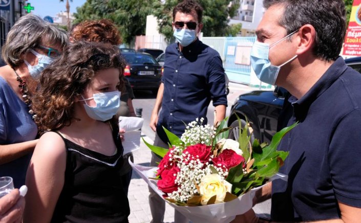 Syriza Leader Tsipras: Μην τολμήσει η κυβέρνηση να προχωρήσει σε συγχωνεύσεις νοσοκομείων και μείωση προσωπικού