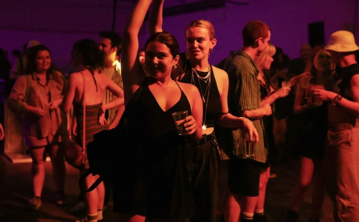 Heightened measures: Πρόστιμο 50.000 ευρώ σε ενοικιαστή βίλας στη Μύκονο!! «Μπαράζ» προστίμων σε επιχειρήσεις για τα μέτρα κατά της πανδημίας