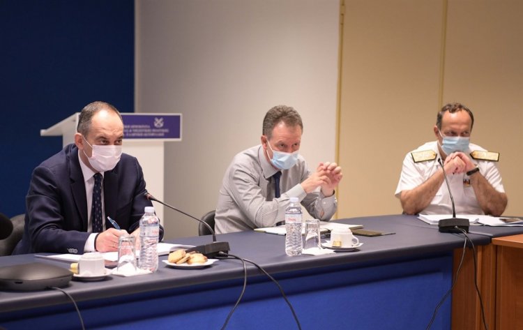 Shippinh Min Plakiotakis:  Συνεχείς έλεγχοι ολόκληρο το καλοκαίρι σε λιμάνια και πλοία για την τήρηση των μέτρων προστασίας
