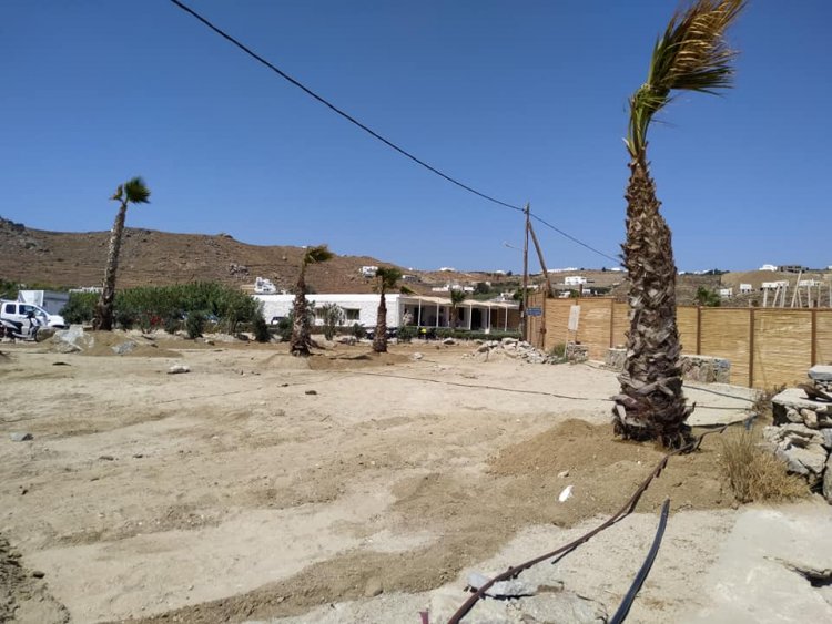 Municipality of Mykonos: Συνεδριάζει εκτάκτως σήμερα το Δημοτικό Συμβούλιο Μυκόνου για τις εργασίες σε ακίνητο στην παραλία Καλό Λιβάδι