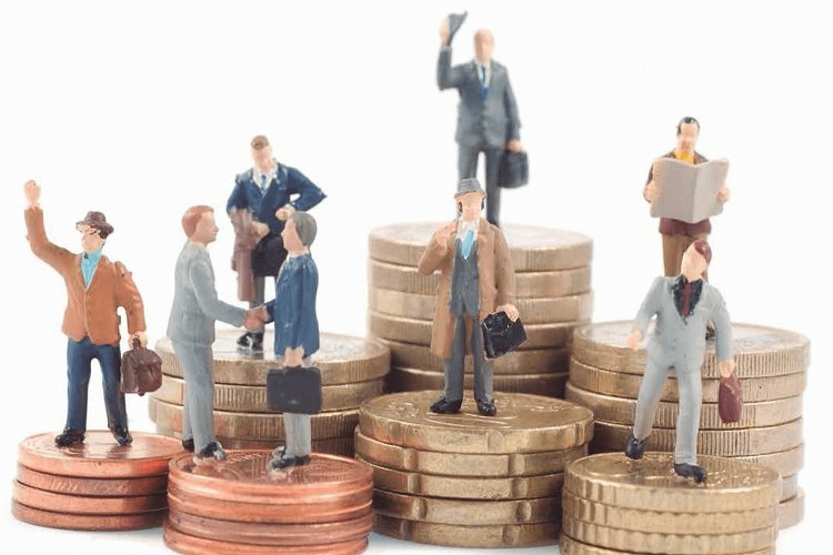 Social Security: Τι αλλάζει το 2022 στο Ασφαλιστικό!! Πότε θεμελιώνετε ευνοϊκά όρια ηλικίας για σύνταξη [Παραδείγματα]