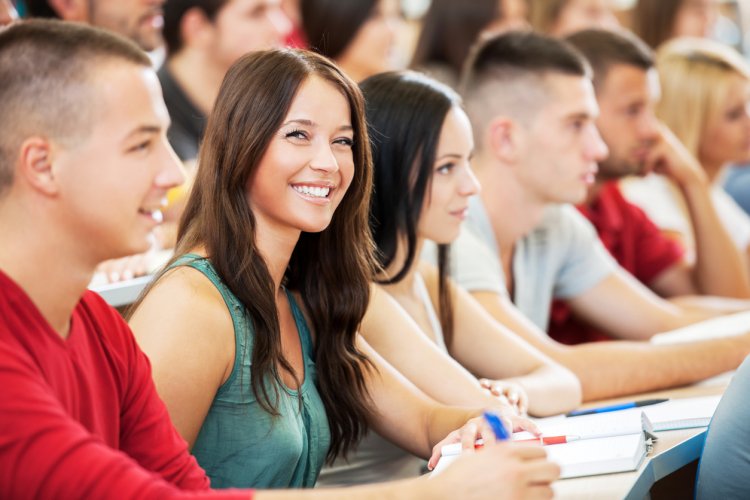 Education: Πειραματικά και Θεματικά Δημόσια ΙΕΚ!! Τα 5 πρώτα λειτουργούν από Οκτώβριο