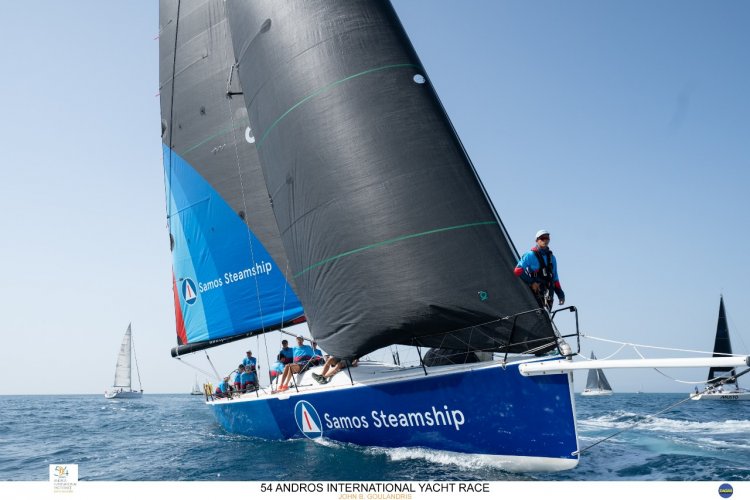 Andros International Yacht Race: Η μπουνάτσα έβγαλε τους νικητές στην πρώτη ιστιοδρομία του Αγώνα της Άνδρου