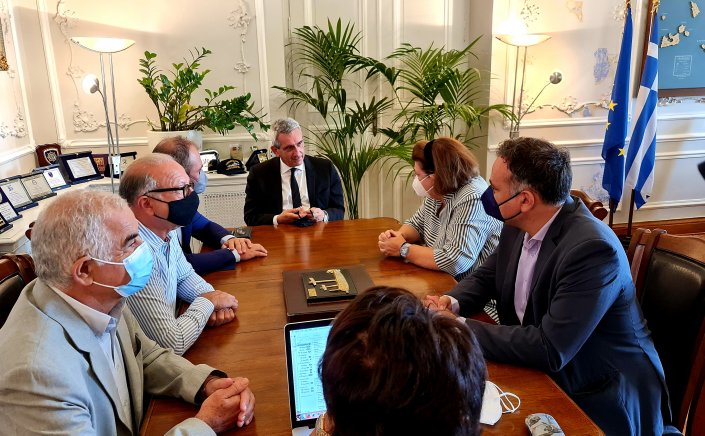 Aegean Islands - Σύρος: Ευρεία σύσκεψη υπό την υπουργό Πολιτισμού & Αθλητισμού Λίνα Μενδώνη στην Περιφέρεια Ν. Αιγαίου