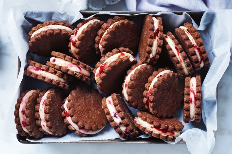 Προσοχή!! Ο ΕΦΕΤ άμεσα αποσύρει από την αγορά τα μπισκότα OREO Strawberry Cheesecake!!