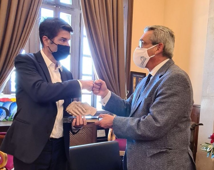 Aegean Islands: Περιβάλλον και Πολιτισμός στο επίκεντρο της συνάντησης του Περιφερειάρχη Γ. Χατζημάρκου, με τον Πρέσβη της Γαλλίας στην Ελλάδα  Patrick Maisonave