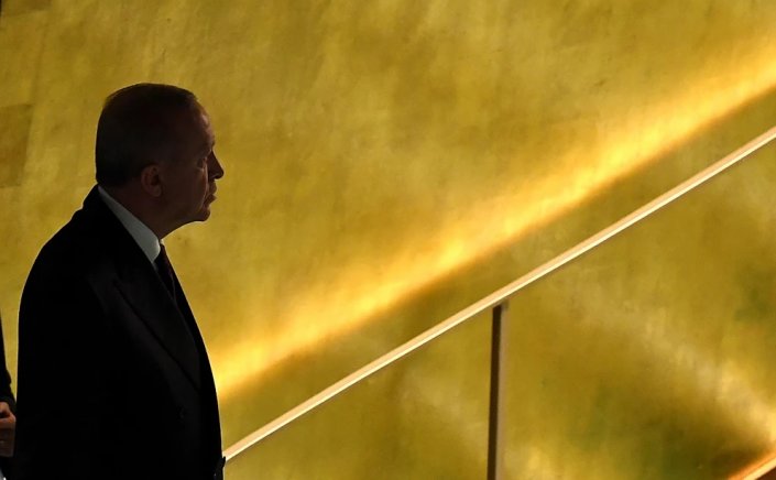 Recep Tayyip Erdogan: Ο Ερντογάν μπορεί να είναι πολύ άρρωστος για να συνεχίσει να ηγείται της Τουρκίας – Οι φήμες και τα σενάρια διαδοχής