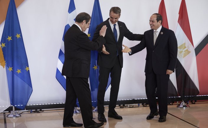 Significant trilateral meeting in Athens: Το κείμενο Διακήρυξης Ελλάδας-Αιγύπτου-Κύπρου-Αυστηρά μηνύματα σε Τουρκία