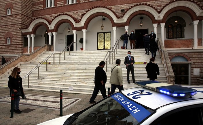 Holy Synod: Δεν είναι δυνατός ο έλεγχος της συμμόρφωσης των πιστών στα μέτρα, λέει η Ιερά Σύνοδος