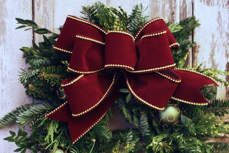 Μάθετε να φτιάχνετε .... Χριστουγεννιάτικους Φιόγκους, σε όποιο μέγεθος, χρώμα και στυλ θέλετε!! [5 Videos]