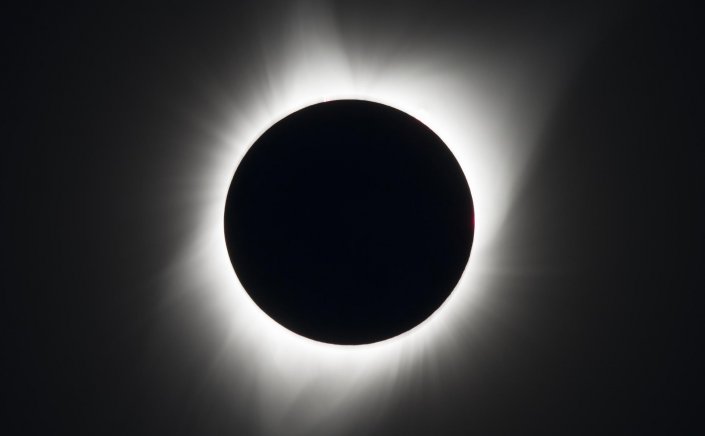 Total solar eclipse 2021: Ολική έκλειψη Ηλίου το Σάββατο – Από ποιες χώρες θα είναι ορατή