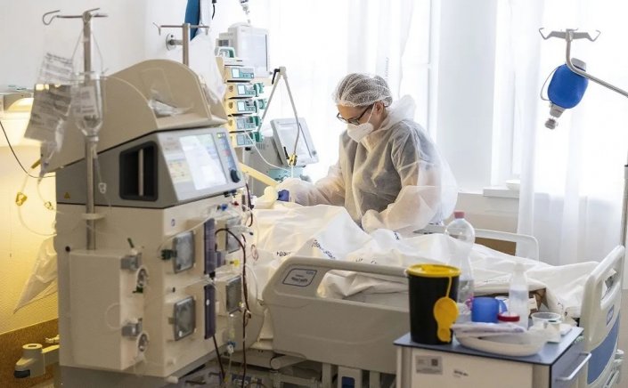 Coronavirus Disease - Καπραβέλος: Βλέπω μαύρα Χριστούγεννα!! Να πάμε σε lockdown ανεμβολίαστων!! Πράσινο πάσο σε όλους τους κλειστούς χώρους!!