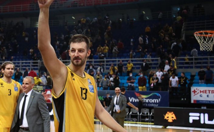 Notable Death: Θρήνος στην ΑΕΚ - Πέθανε ο Γέλοβατς