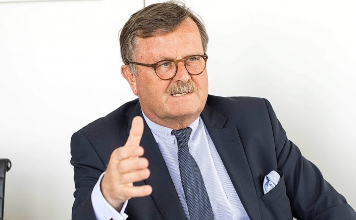 Dr Frank Ulrich Montgomery: Πρέπει να υπάρξει σε ολόκληρη την Ευρώπη υποχρεωτικός εμβολιασμός