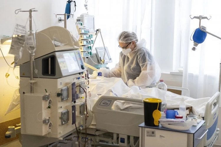 Coronavirus Disease - Καπραβέλος: Βλέπω μαύρα Χριστούγεννα!! Να πάμε σε lockdown ανεμβολίαστων!! Πράσινο πάσο σε όλους τους κλειστούς χώρους!!