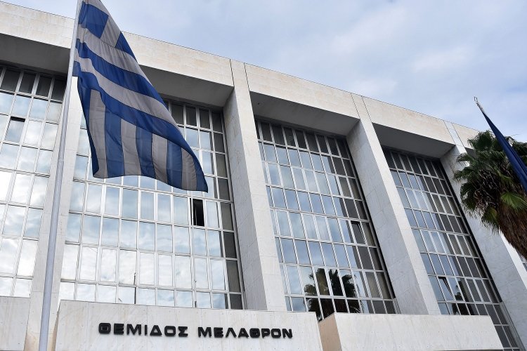 Coronavirus Disease: Κατατέθηκε στον Άρειο Πάγο η αναφορά της ΠΟΕΔΗΝ για τις ΜΕΘ – Δραματικές καταστάσεις στο Θριάσιο