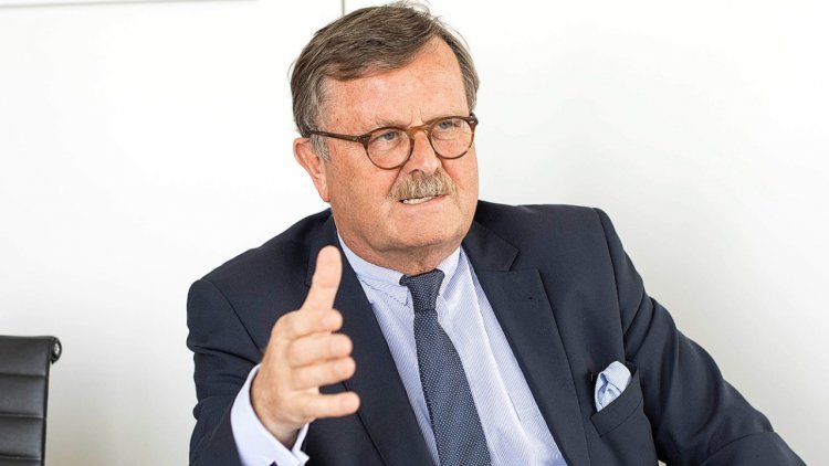 Dr Frank Ulrich Montgomery: Πρέπει να υπάρξει σε ολόκληρη την Ευρώπη υποχρεωτικός εμβολιασμός