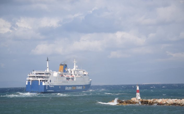 Ferry Routes: Κανονικά τα δρομολόγια από Πειραιά και Λαύριο - Απαγορευτικό απόπλου σε Ραφήνα!!