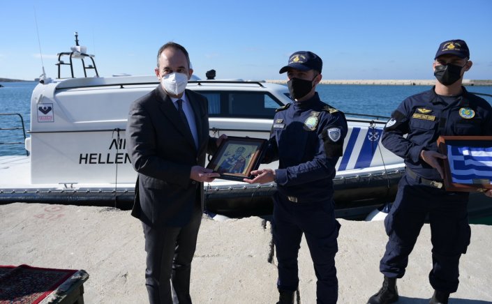 Shipping Min. Plakiotakis: Στη Σαμοθράκη το πέμπτο πλωτό ασθενοφόρο που εντάσσεται στα επιχειρησιακά μέσα του Λιμενικού Σώματος