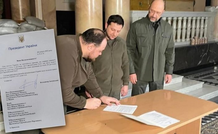 Ukraine for EU membership: Ο Ζελένσκι υπέγραψε την αίτηση για ένταξη της Ουκρανίας στην Ευρωπαϊκή Ένωση