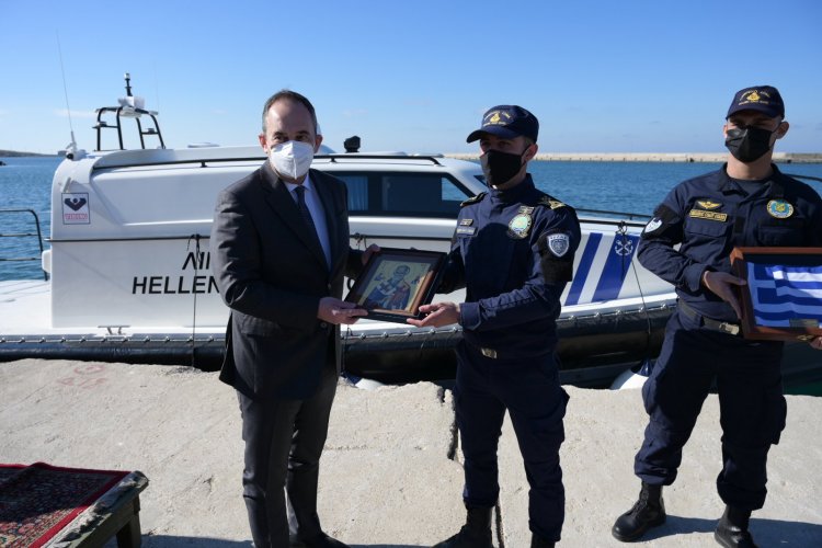 Shipping Min. Plakiotakis: Στη Σαμοθράκη το πέμπτο πλωτό ασθενοφόρο που εντάσσεται στα επιχειρησιακά μέσα του Λιμενικού Σώματος