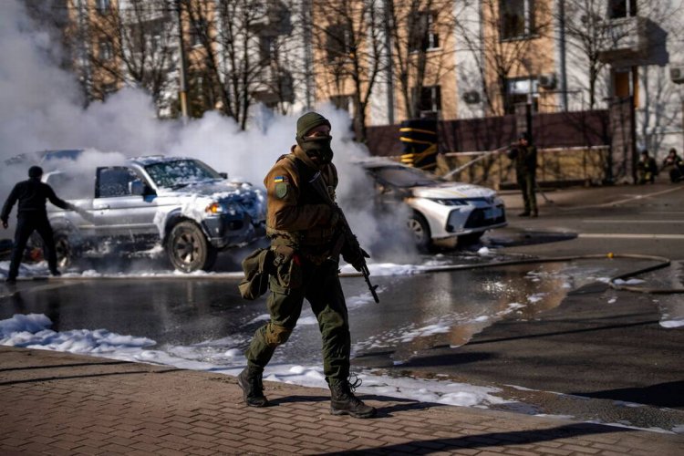 10 ethnic Greeks dead in Ukraine: Δέκα οι νεκροί ομογενείς στην Ουκρανία - ΥΠΕΞ σε Ρωσία: Μη χτυπάτε αμάχους