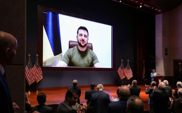 Ukraine President Zelenskiy: Στο Κογκρέσο των ΗΠΑ μίλησε ο Ζελένσκι: «Βοηθήστε να προστατεύσω τους ουρανούς μας»