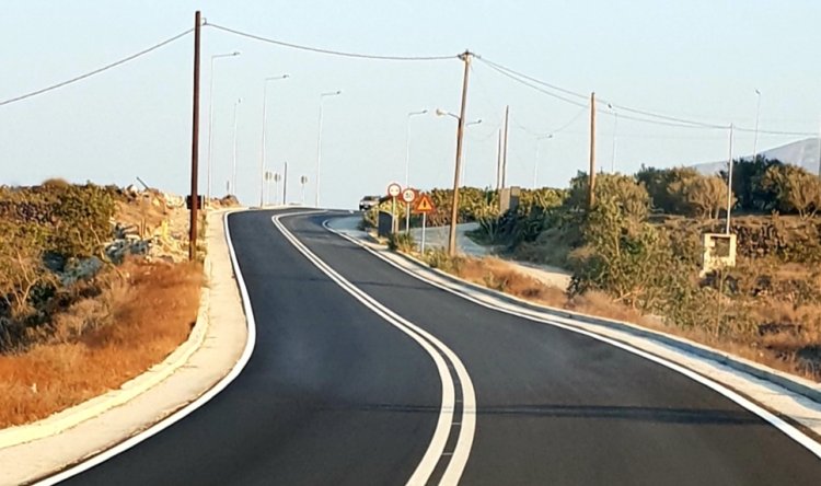 Aegean Islands: Εγκρίθηκε η υλοποίηση του έργου «Τριετής Συντήρηση Οδικού Δικτύου ΑΘήρας, Ίου, Φολεγάνδρου και Ανάφης»