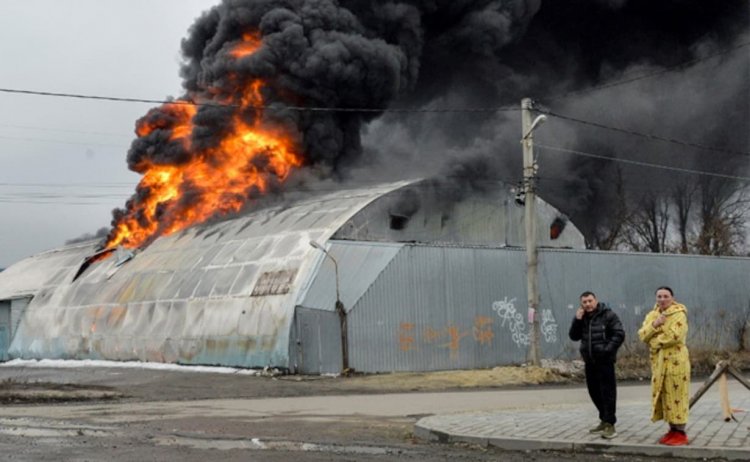 Resuming Ukraine Attack: Η Μόσχα ανακοίνωσε ότι ξανάρχισε την επίθεση στη Μαριούπολη