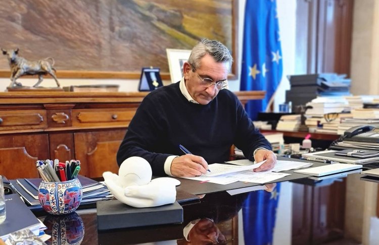 Aegean Islands: Ξεκινούν άμεσα τα έργα την τριετή συντήρηση του επαρχιακού οδικού δικτύου Κύθνου και Κέας, ύψους 2,00 εκατ. ευρώ