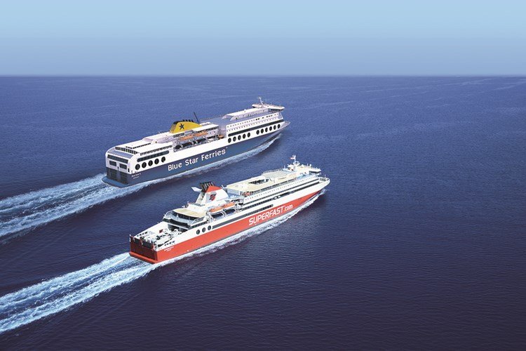 Attica Group supports the fire brigade in extinguishing the fire in Samos