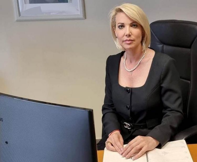 Panhellenic Exams 2022: Η Κατερίνα Μονογυιού εύχεται καλή επιτυχία σε μαθητές και μαθήτριες με την ευκαιρία της έναρξης των πανελλαδικών εξετάσεων