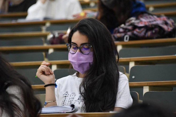 Easing Covid curbs: Νέα ΚΥΑ με τα Πρωτόκολλα Covid-19 για Σχολεία & Πανεπιστήμια!! Τι θα γίνεται όταν εντοπίζεται κρούσμα!!