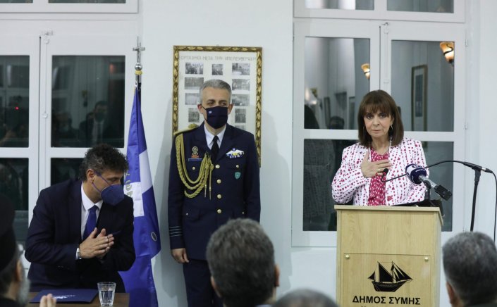 President Sakellaropoulou - Symi Island: Η ΠτΔ Κατερίνα Σακελλαροπούλου ανακηρύχθηκε Επίτιμη Δημότης Σύμης