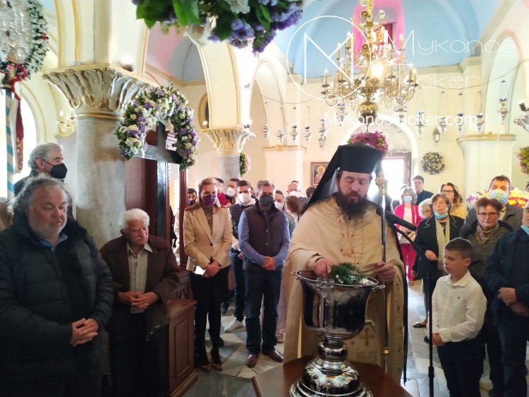 Mykonos Monasteries - Thomas Sunday: Κυριακή του Θωμά [Αντίπασχα] - Θεία Λειτουργία στην Ι. Μ. Παναγίας Τουρλιανής [Εικόνες & Videos]