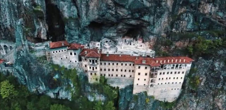 Archbishop Elpidophoros : Την ημέρα μνήμης της Γενοκτονίας των Ποντίων ο Αρχιεπίσκοπος Αμερικής Ελπιδοφόρος ανακοίνωσε προσκυνηματικό ταξίδι των ομογενών μας στον Πόντο